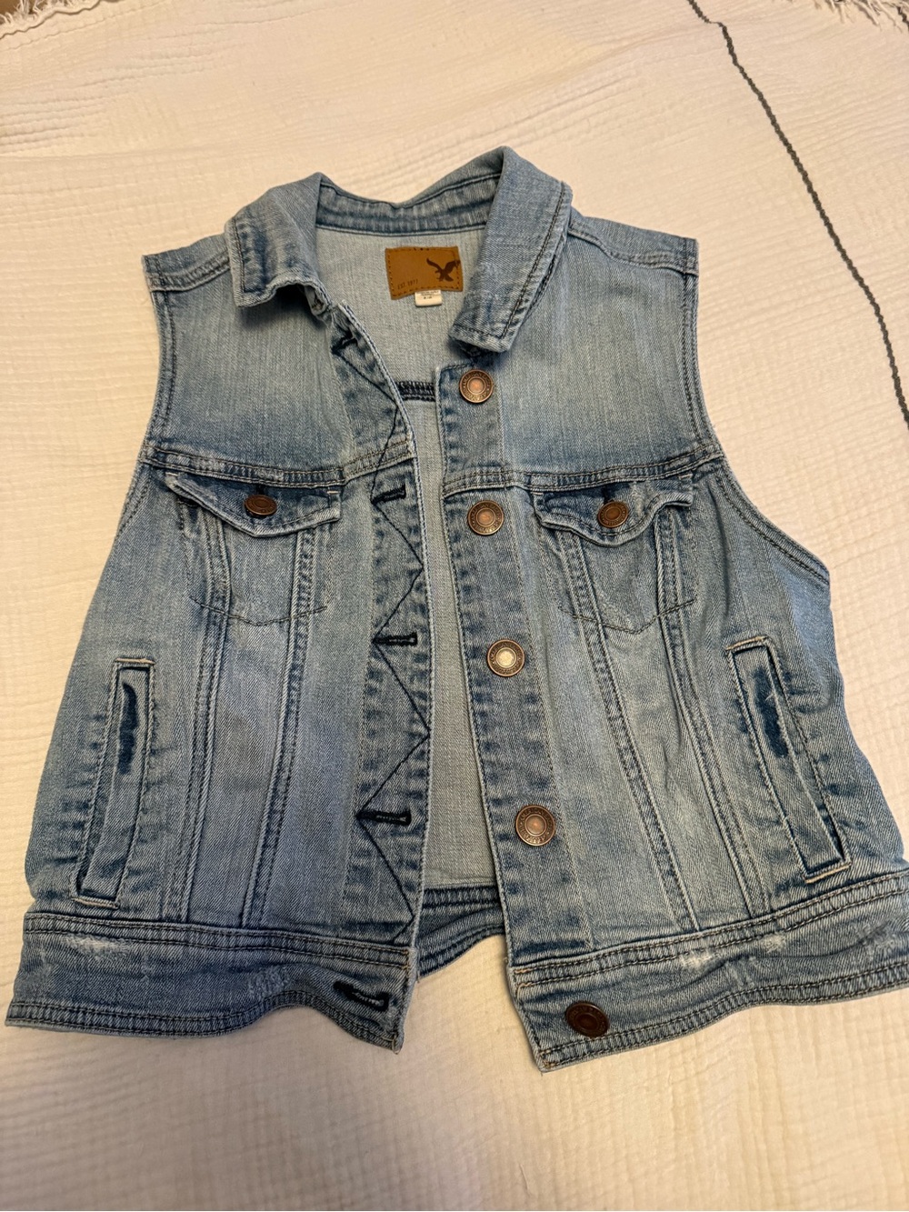 AE denim vest - Picture 1 of 3